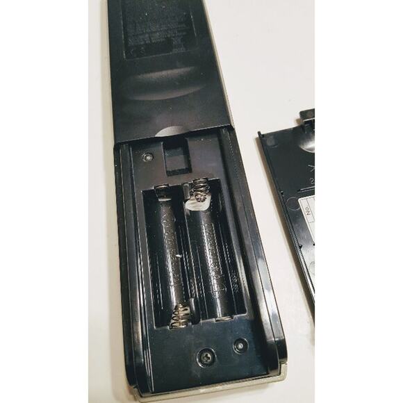 Sony RM-V310 Universal 7-Device Multi-Brand Remote Control - Picture 6 of 7